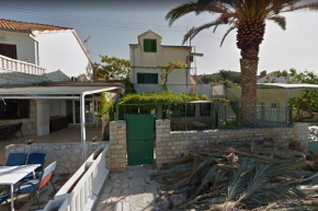 Apartments by the sea Vinisce, Trogir - 19755